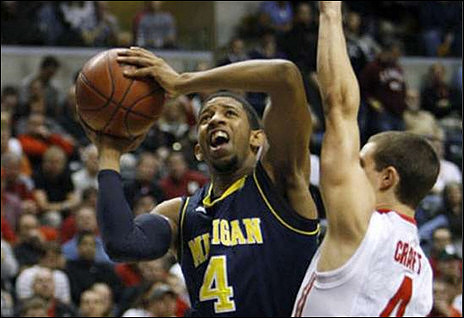Darius Morris (4)