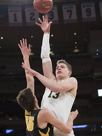 Moritz Wagner (13)