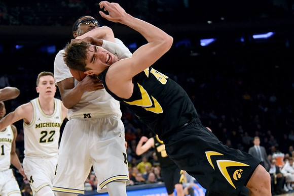 Muhammad-Ali Abdur-Rahkman (12), Charles Matthews (1), and Duncan Robinson (22)