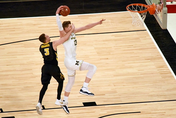 Moritz Wagner (13)