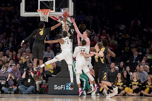 Charles Matthews (1), Muhammad-Ali Abdur-Rahkman (12), and Jon Teske (15)