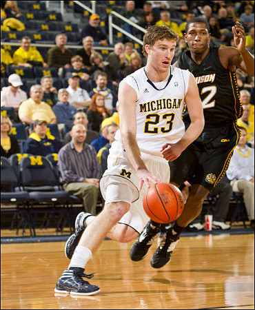 Evan Smotrycz (23)