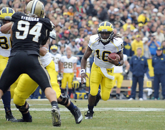 Denard Robinson (16)