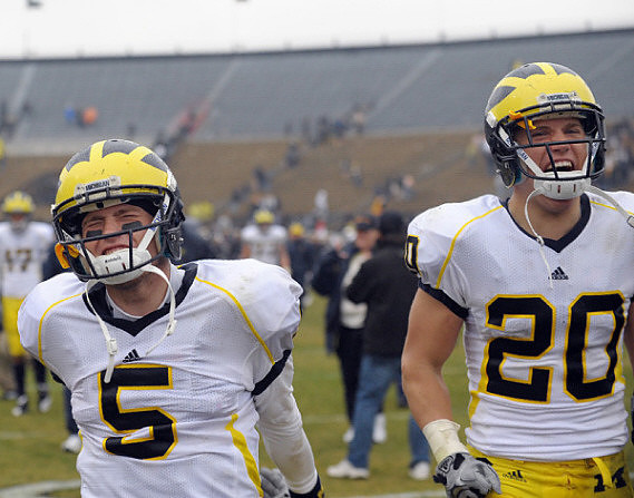 Tate Forcier (5) and Ray Vinopal (20)