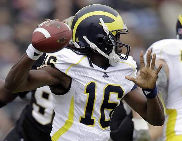 Denard Robinson (16)