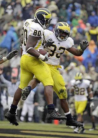 Martell Webb (80), Stephen Hopkins (33), and Darryl Stonum (22)