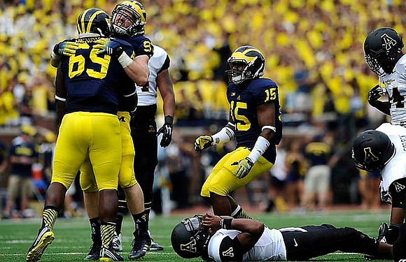 Willie Henry (69), Brennen Beyer (97), and James Ross (15)