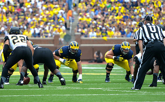 Erik Magnuson (78) and Mason Cole (52)