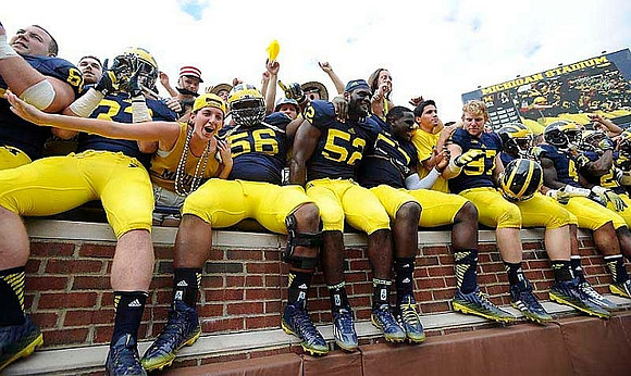 Ondre Pipkins (56), Royce Jenkins-Stone (52), Frank Clark (57), and Brennen Beyer (97)