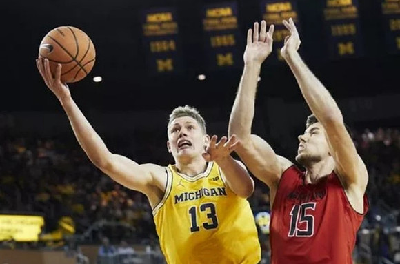 Moritz Wagner (13)