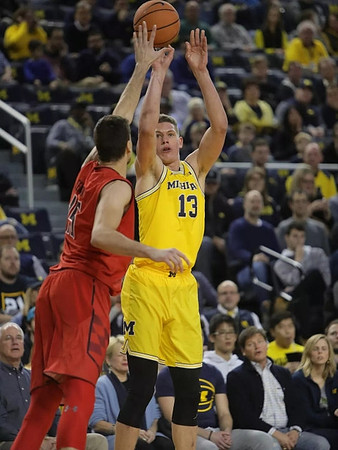 Moritz Wagner (13)