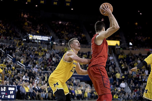Moritz Wagner (13)