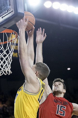 Moritz Wagner (13)