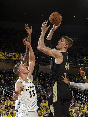 Moritz Wagner (13)