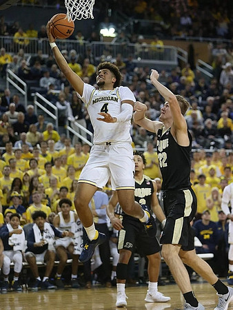 Isaiah Livers (4)