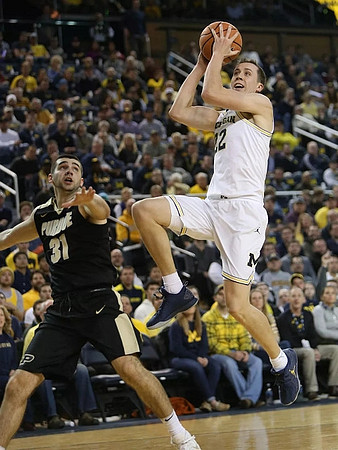 Duncan Robinson (22)