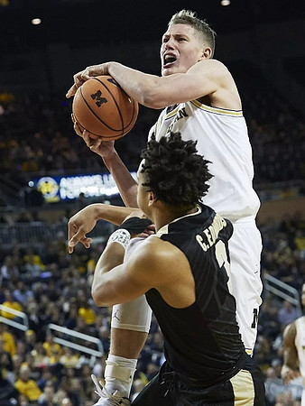 Moritz Wagner (13)