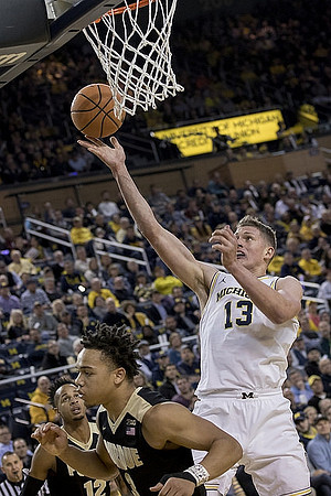 Moritz Wagner (13)