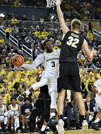Zavier Simpson (3)