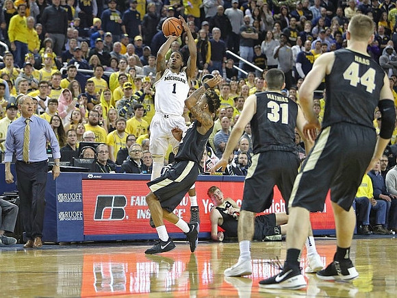 John Beilein and Charles Matthews (1)