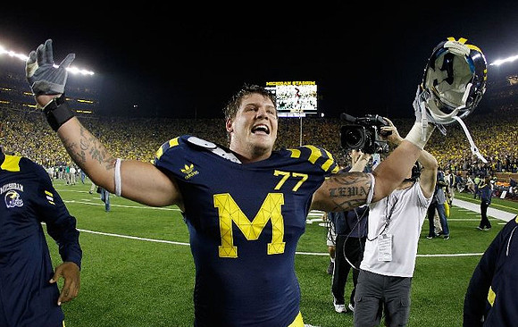 Taylor Lewan (77)