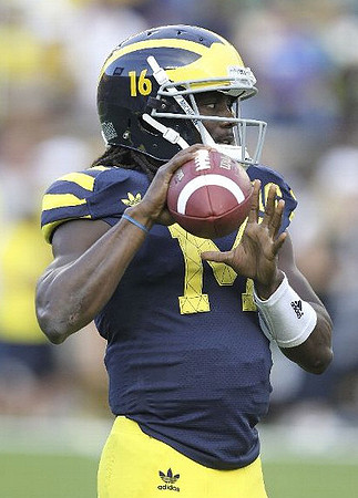 Denard Robinson (16)