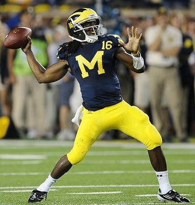 Denard Robinson (16)