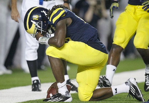 Denard Robinson (16)