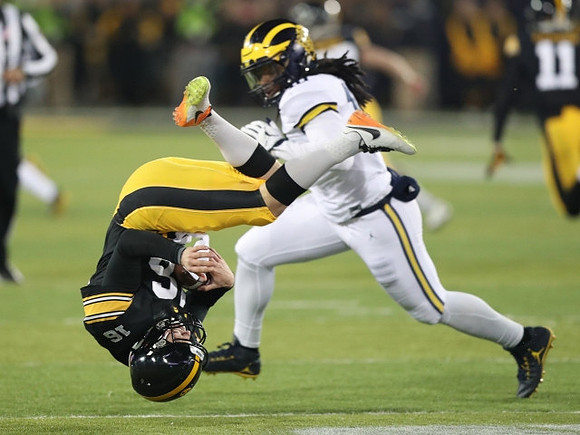 Devin Bush (10)