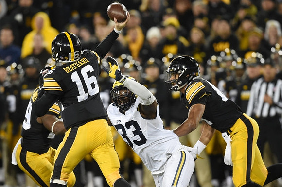 Taco Charlton (33)