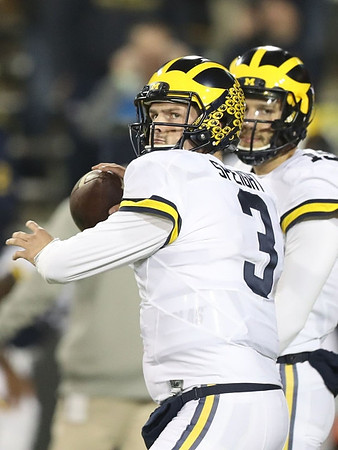 Wilton Speight (3) and Garrett Moores (15)