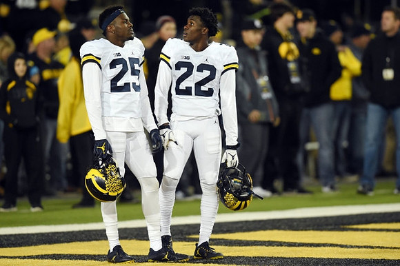 Dymonte Thomas (25) and David Long (22)