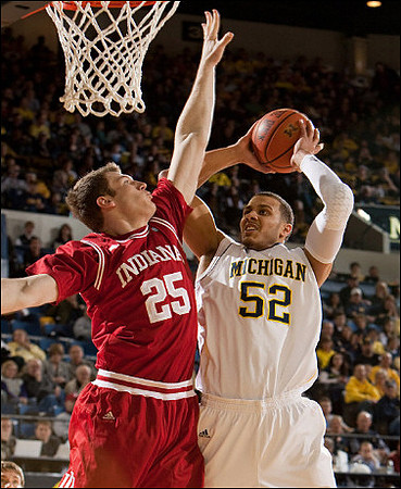 Jordan Morgan (52)