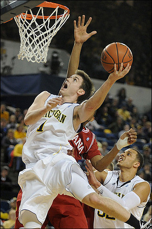 Stu Douglass (1) and Jordan Morgan (52)