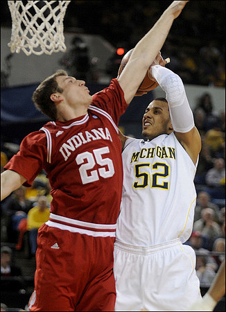 Jordan Morgan (52)