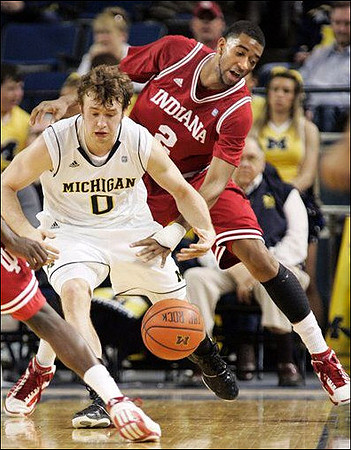 Zack Novak (0)
