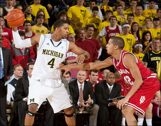 Darius Morris (4)