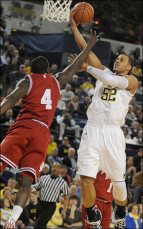 Jordan Morgan (52)