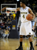 Darius Morris (4)