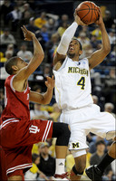 Darius Morris (4)