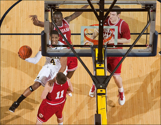 Darius Morris (4)