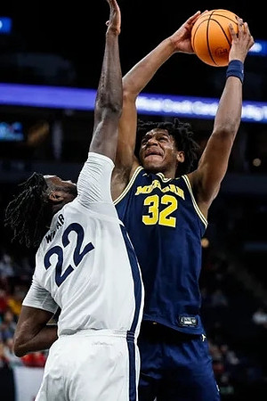 Tarris Reed Jr. (32)