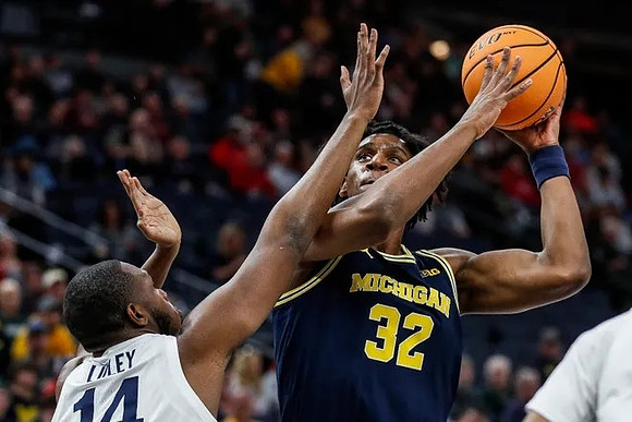 Tarris Reed Jr. (32)