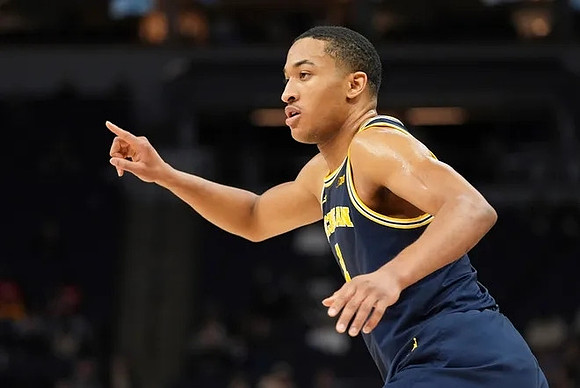 Nimari Burnett (4)