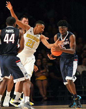 Zak Irvin (21)