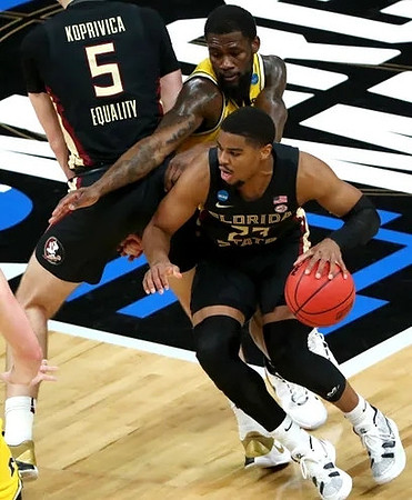 Chaundee Brown Jr. (15)