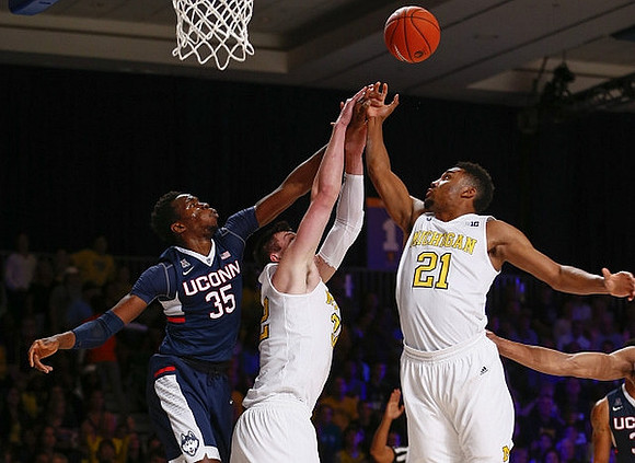 Ricky Doyle (32) and Zak Irvin (21)