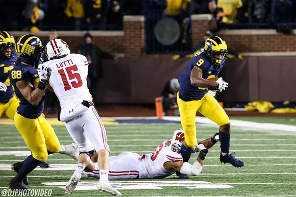 Grant Perry (88) and Donovan Peoples-Jones (9)