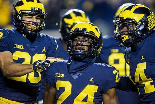 Brandon Watson (28), Lavert Hill (24), and Josh Metellus (14)