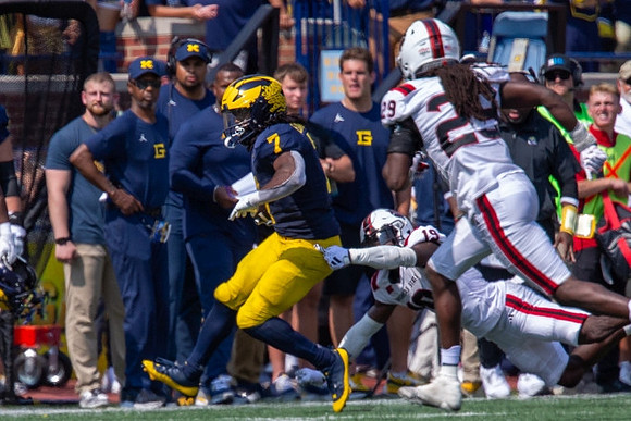 Donovan Edwards (7)